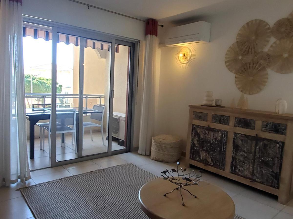 Frejus Plage Le Capitole T2 35M2 Climatise Balcon ภายนอก รูปภาพ