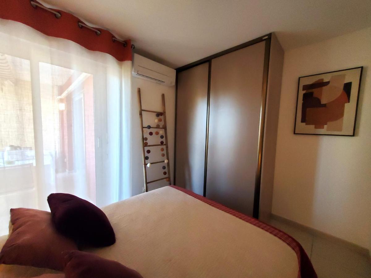 Frejus Plage Le Capitole T2 35M2 Climatise Balcon ภายนอก รูปภาพ